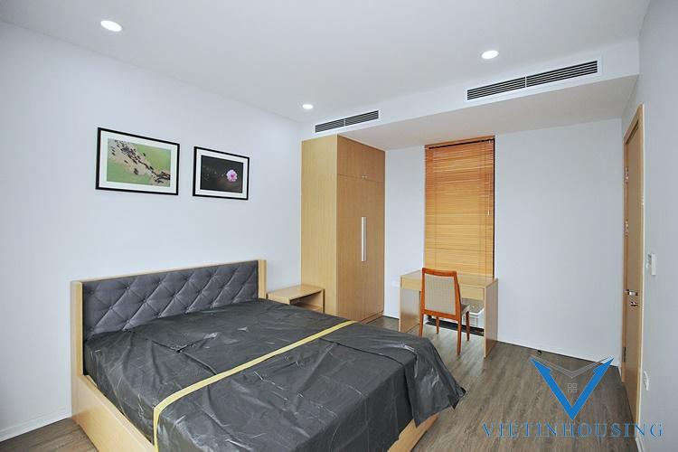 Cho thuê căn hộ 2 phòng ngủ 2 vệ sinh trên đường Tây Hồ phường quảng an