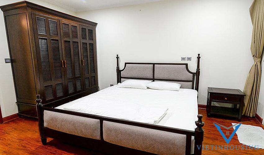 Biệt thự đẹp mới cải tạo 4 phòng ngủ cho thuê tại Ciputra hà nội