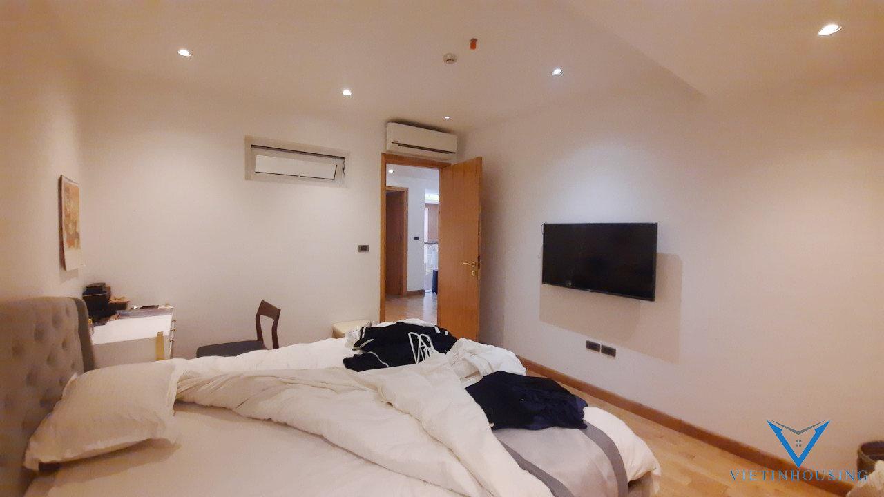 Căn hộ vip duplex 3 phòng cho thuê tại Aqual Central 44 Yên Phụ