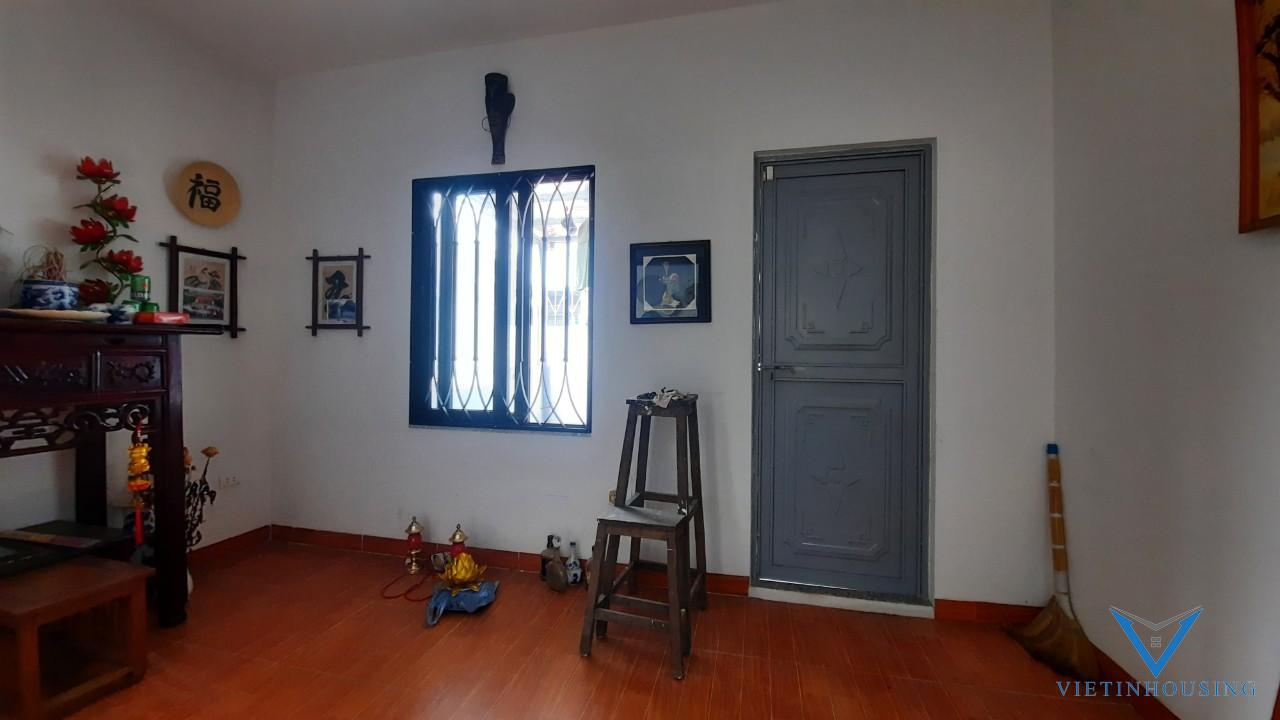 Nhà riêng 4 phòng ngủ cho thuê tại Ngọc Thụy, Long Biên