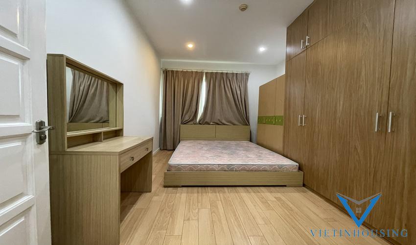 Căn hộ mới cải tạo 4 phòng ngủ đủ đồ cho thuê E4 KĐT Ciputra hà nội